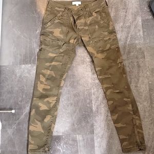 Joie Park Skinny Camo Jeans Size 27
